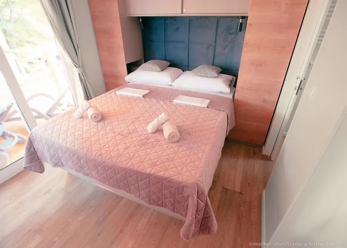 Mobilheim Mimi * Nin